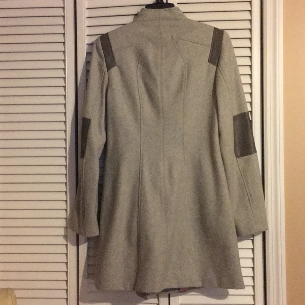 Calvin Klein coat - Picture 4 of 8
